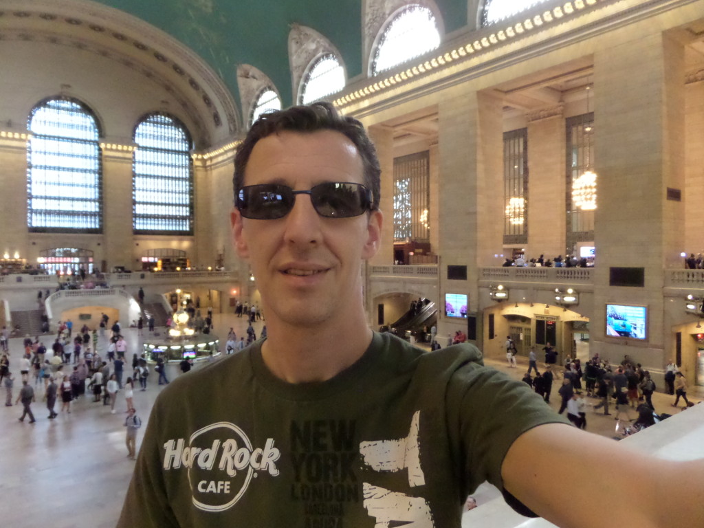 ich, total prollig in der Grand Central Station, NYC